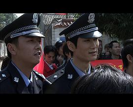 小镇警官图片